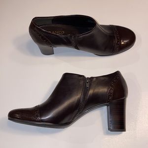 Franco Sarto women’s brown lowtop heel